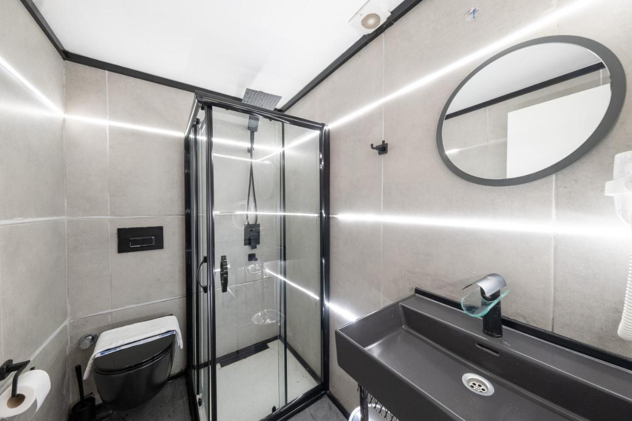 Frame Hotel & Suites Istanbul Exterior foto
